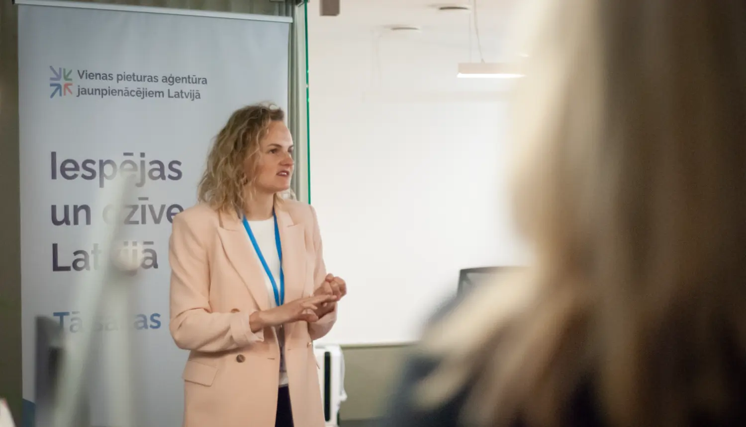 Saeima Committee learns about SIF support for third-country nationals in Latvia